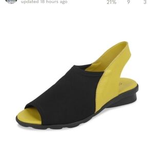 Arche  Black and Neon Green 💚 Women's Sandals Size 40.Good Condition